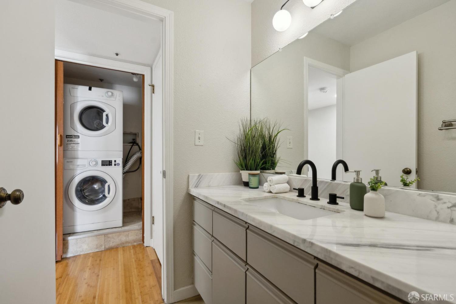 Photo #39: 425018323 Listing: Photo #39