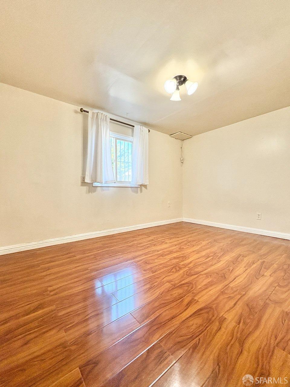 Detail Gallery Image 40 of 51 For 992 Wildwood Ave, Daly City,  CA 94015 - 3 Beds | 1 Baths