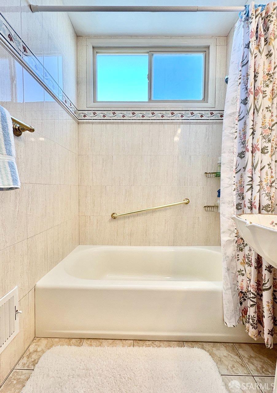 Detail Gallery Image 23 of 51 For 992 Wildwood Ave, Daly City,  CA 94015 - 3 Beds | 1 Baths