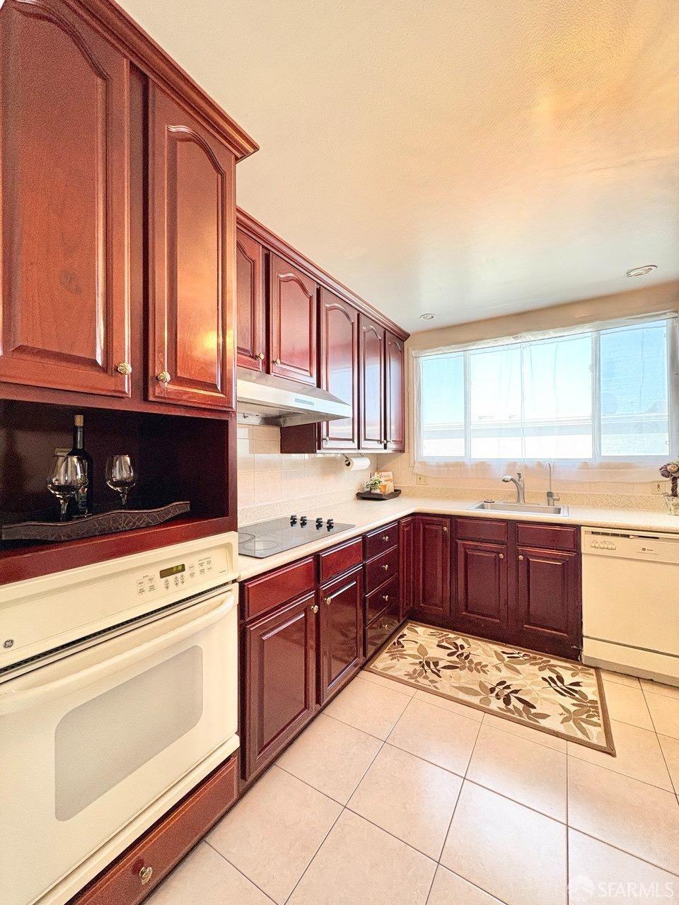 Detail Gallery Image 15 of 51 For 992 Wildwood Ave, Daly City,  CA 94015 - 3 Beds | 1 Baths