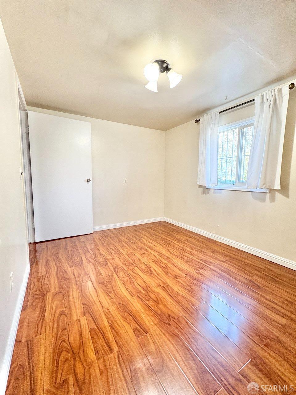 Detail Gallery Image 39 of 51 For 992 Wildwood Ave, Daly City,  CA 94015 - 3 Beds | 1 Baths