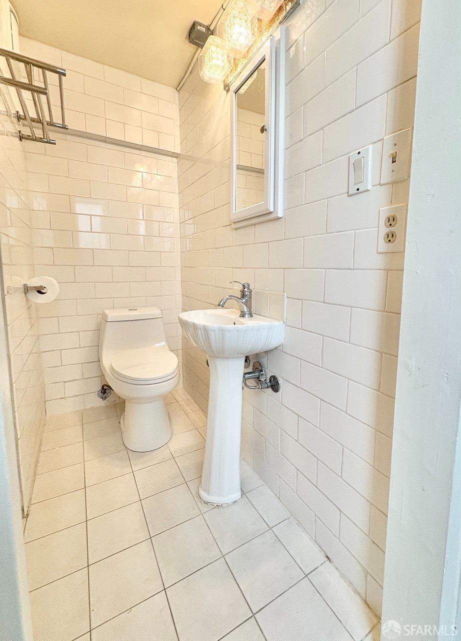 Detail Gallery Image 41 of 51 For 992 Wildwood Ave, Daly City,  CA 94015 - 3 Beds | 1 Baths