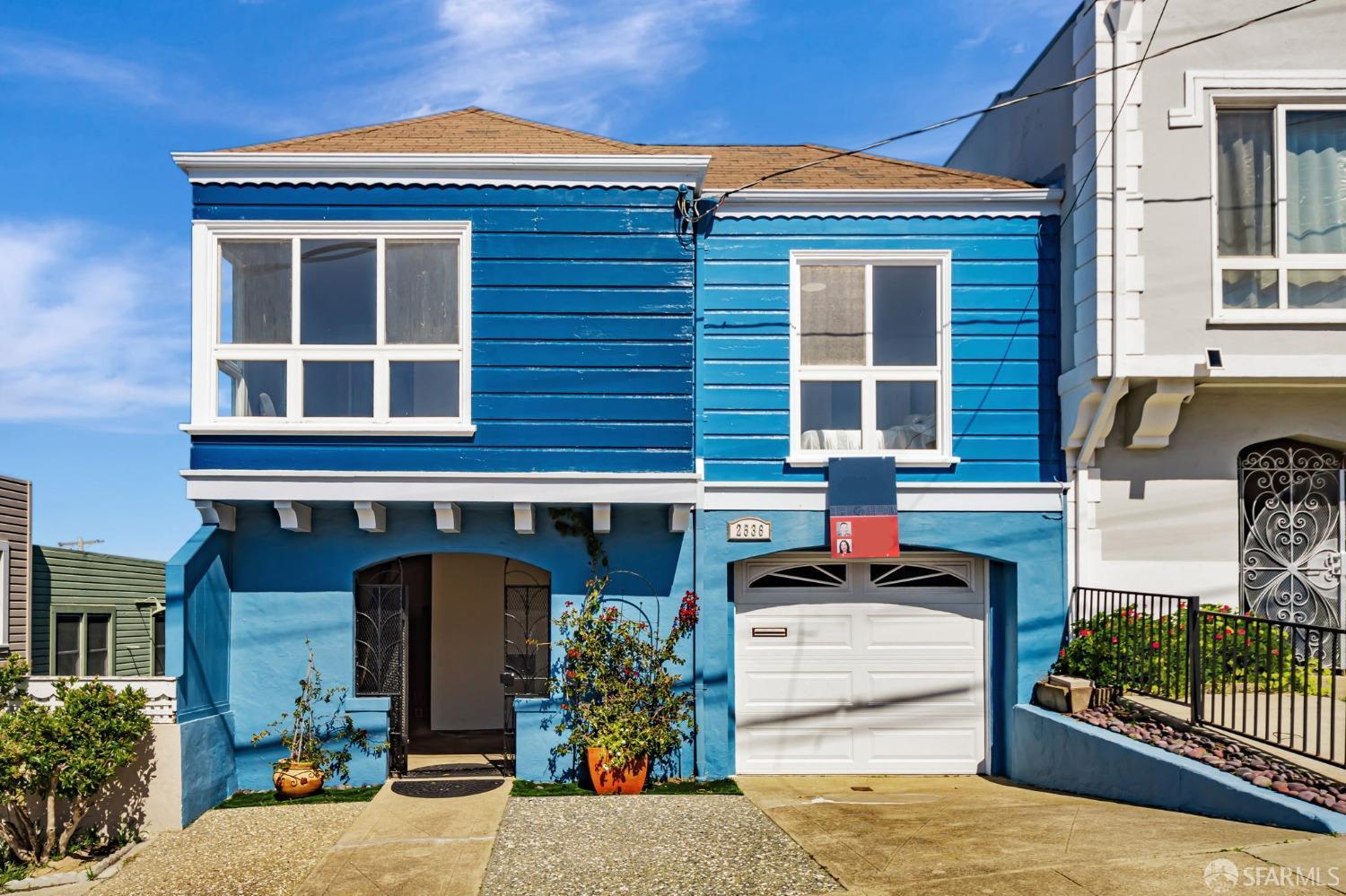 Detail Gallery Image 1 of 1 For 2534 Pacheco Ave, San Francisco,  CA 94116 - 3 Beds | 2 Baths
