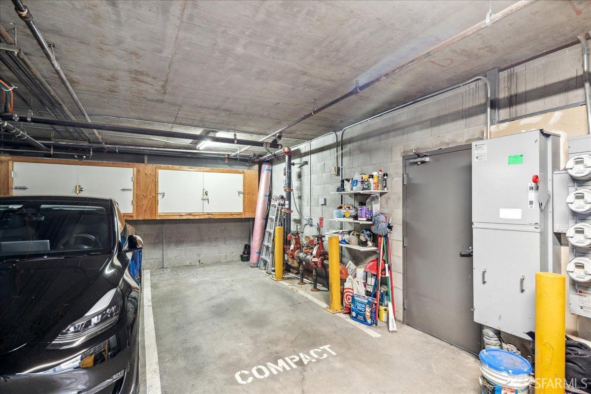 Photo #19: 425032289 Listing: Photo #19