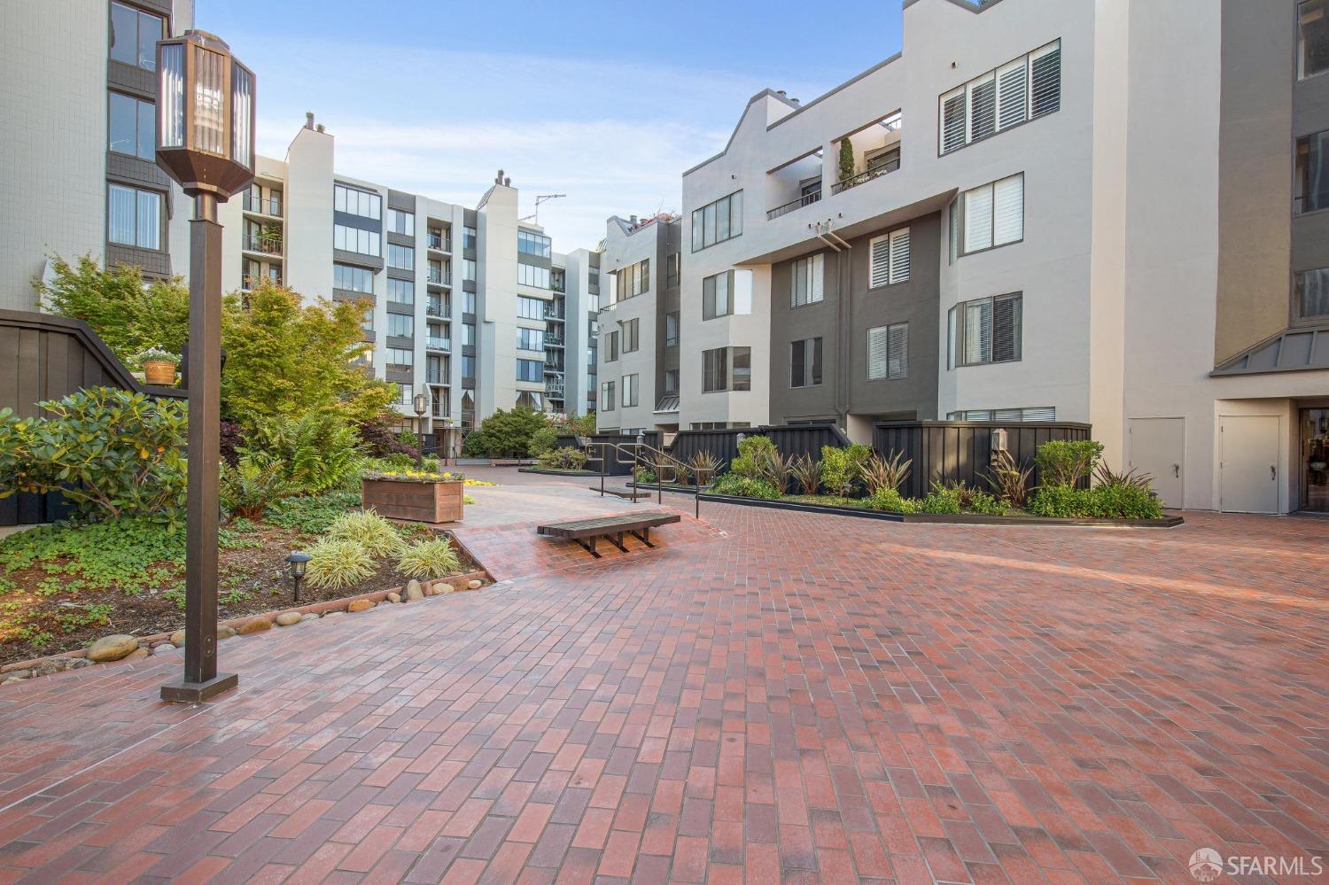 Photo #51: 425032762 Listing: Photo #51