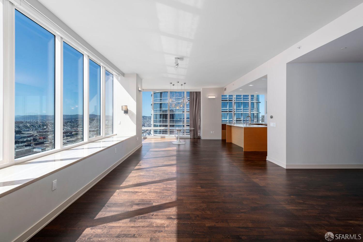 Detail Gallery Image 7 of 34 For 301 Mission St 56d,  San Francisco,  CA 94105 - 2 Beds | 3 Baths