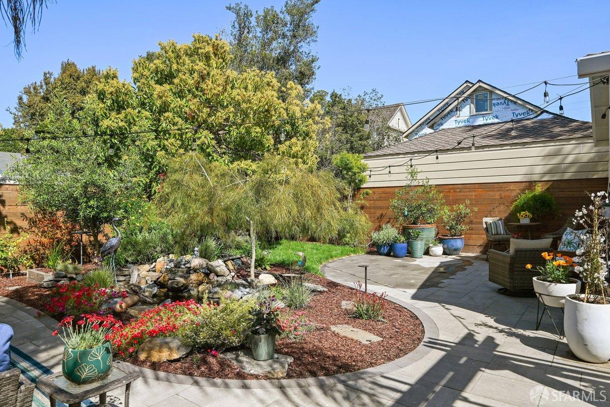 Detail Gallery Image 21 of 79 For 2445 Encinal Ave, Alameda,  CA 94501 - 3 Beds | 3 Baths