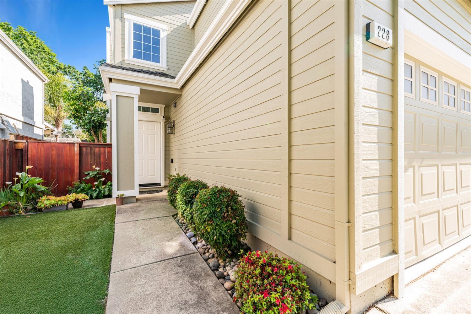 Detail Gallery Image 30 of 36 For 228 Stranahan Cir, Clayton,  CA 94517 - 3 Beds | 2/1 Baths