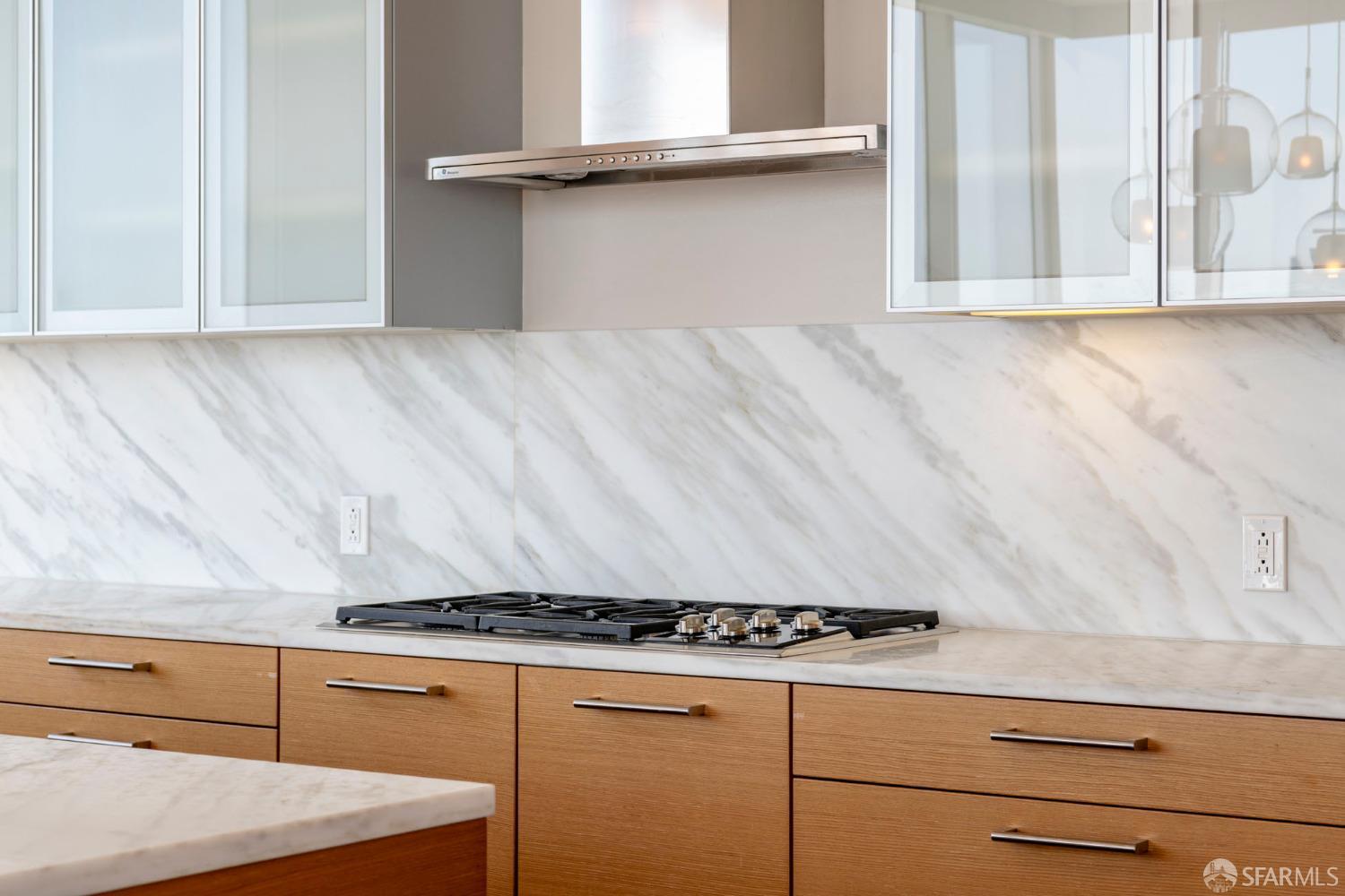 Detail Gallery Image 12 of 34 For 301 Mission St 56d,  San Francisco,  CA 94105 - 2 Beds | 3 Baths
