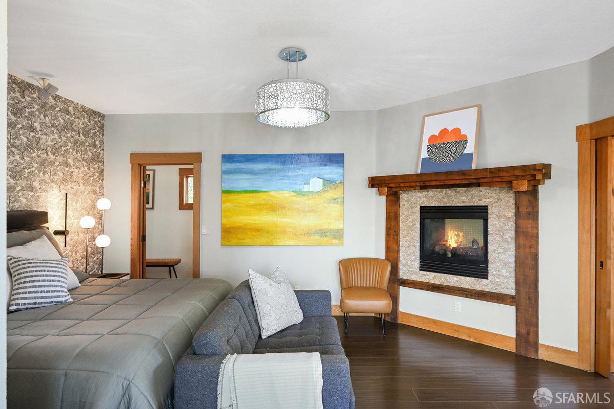 Detail Gallery Image 35 of 79 For 2445 Encinal Ave, Alameda,  CA 94501 - 3 Beds | 3 Baths