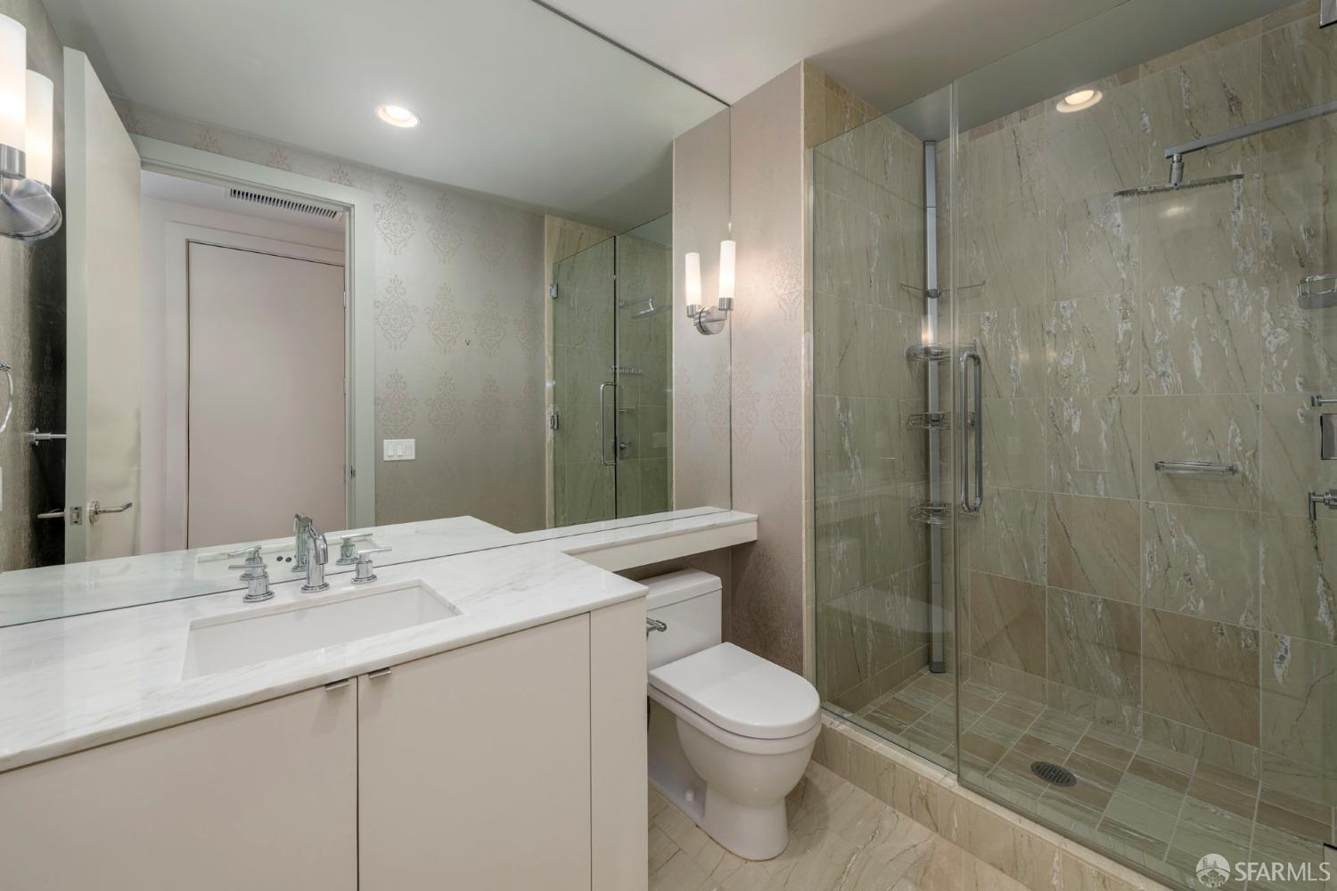 Detail Gallery Image 15 of 34 For 301 Mission St 56d,  San Francisco,  CA 94105 - 2 Beds | 3 Baths