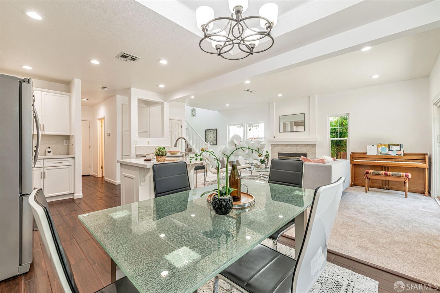 Detail Gallery Image 15 of 36 For 228 Stranahan Cir, Clayton,  CA 94517 - 3 Beds | 2/1 Baths