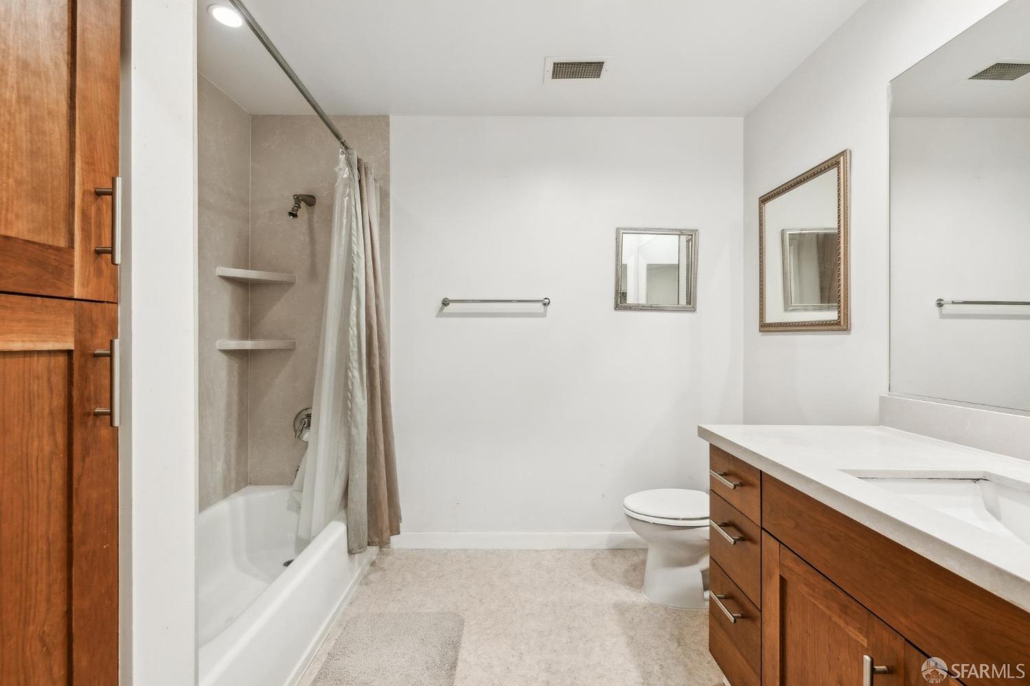 Photo #6: 425032764 Listing: Photo #6