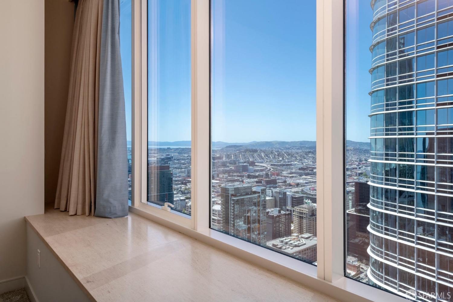 Detail Gallery Image 26 of 34 For 301 Mission St 56d,  San Francisco,  CA 94105 - 2 Beds | 3 Baths