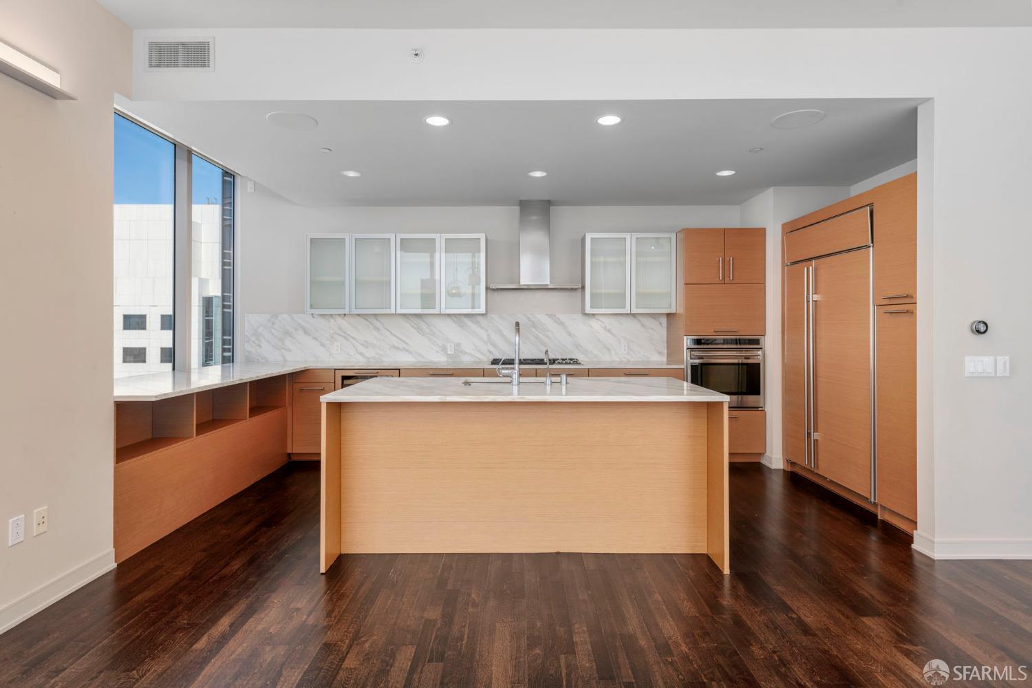 Detail Gallery Image 11 of 34 For 301 Mission St 56d,  San Francisco,  CA 94105 - 2 Beds | 3 Baths