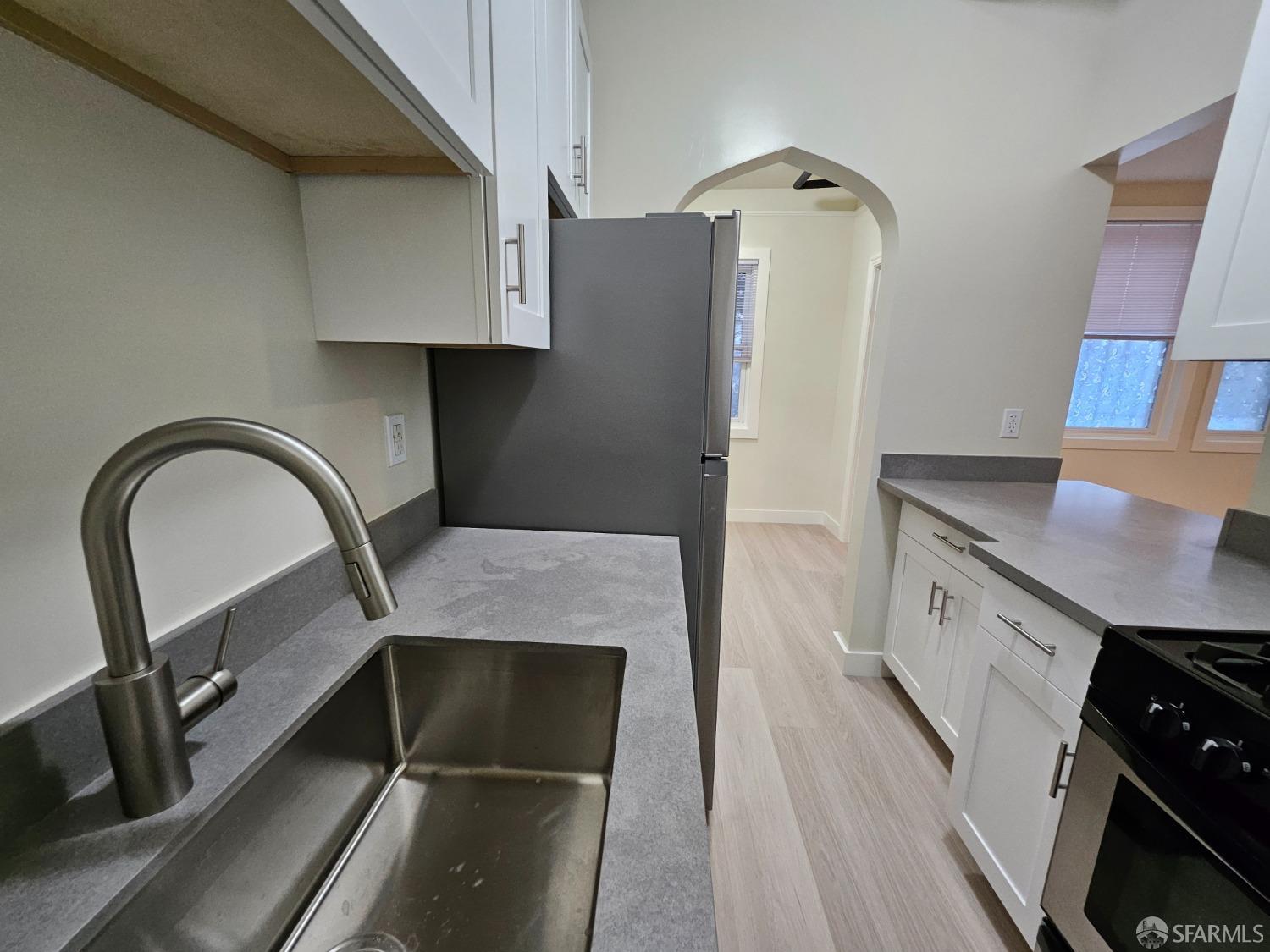 Detail Gallery Image 4 of 9 For 1530 Gough St #102,  San Francisco,  CA 94109 - 0 Beds | 1 Baths