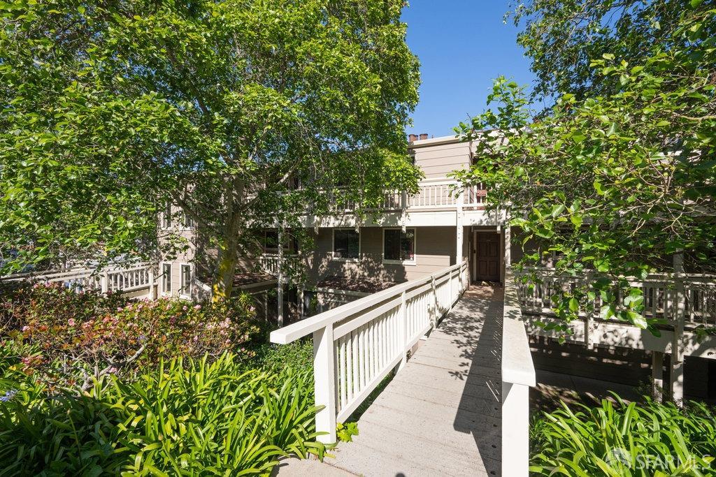 Photo #5: 425033151 Listing: Photo #5