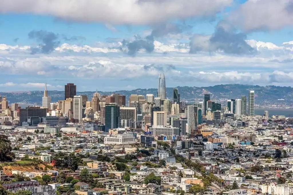 Front Image Thumbnail for SF425033375