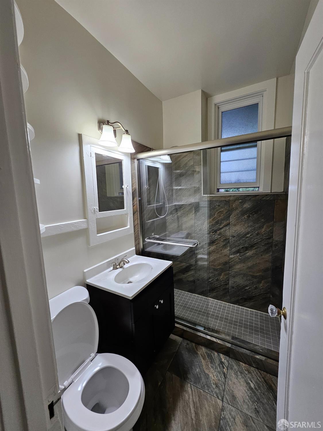 Detail Gallery Image 5 of 9 For 1530 Gough St #102,  San Francisco,  CA 94109 - 0 Beds | 1 Baths