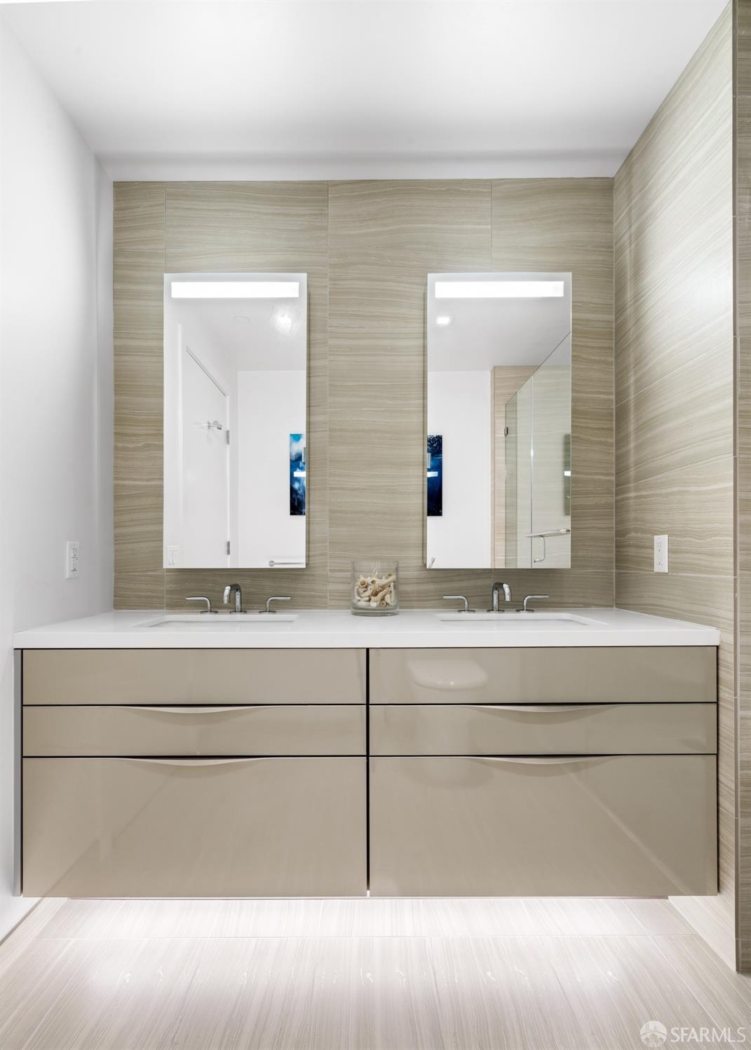 Detail Gallery Image 22 of 36 For 1450 Franklin St #801,  San Francisco,  CA 94109 - 2 Beds | 2 Baths