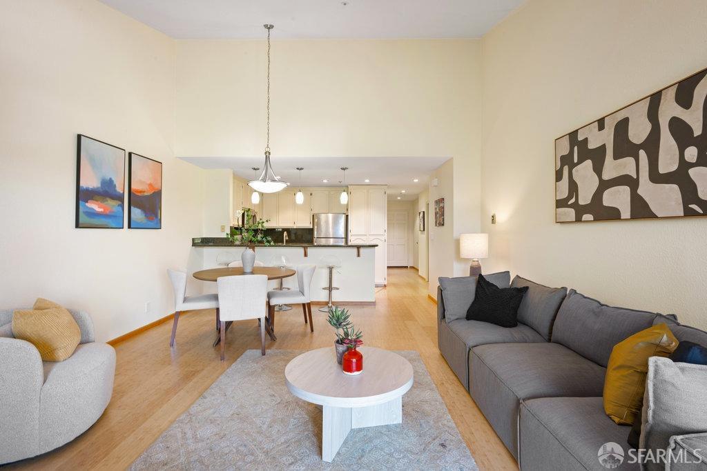 Photo #13: 425033151 Listing: Photo #13