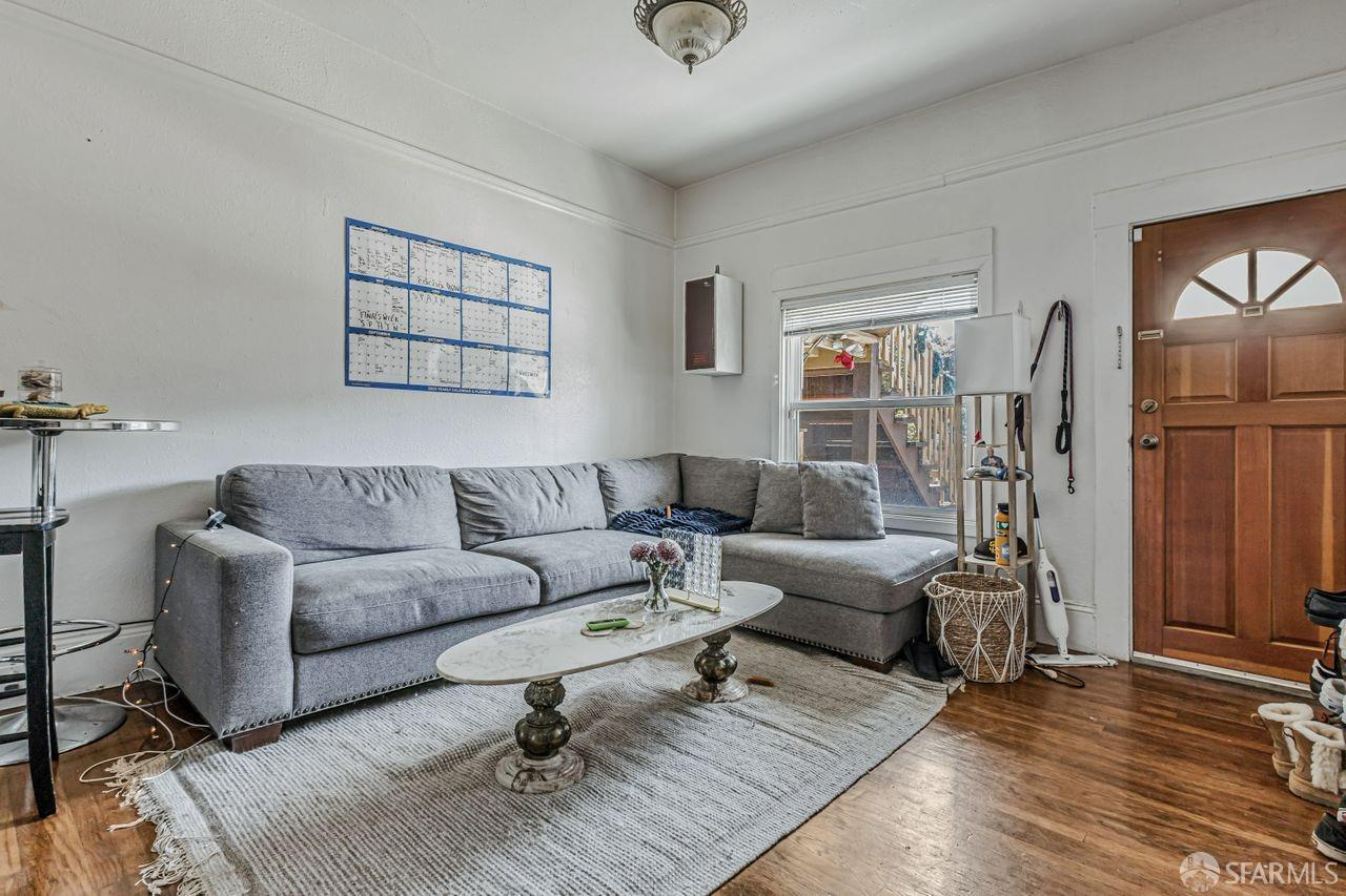 Detail Gallery Image 2 of 35 For 218 Monterey Blvd, San Francisco,  CA 94131 - – Beds | – Baths