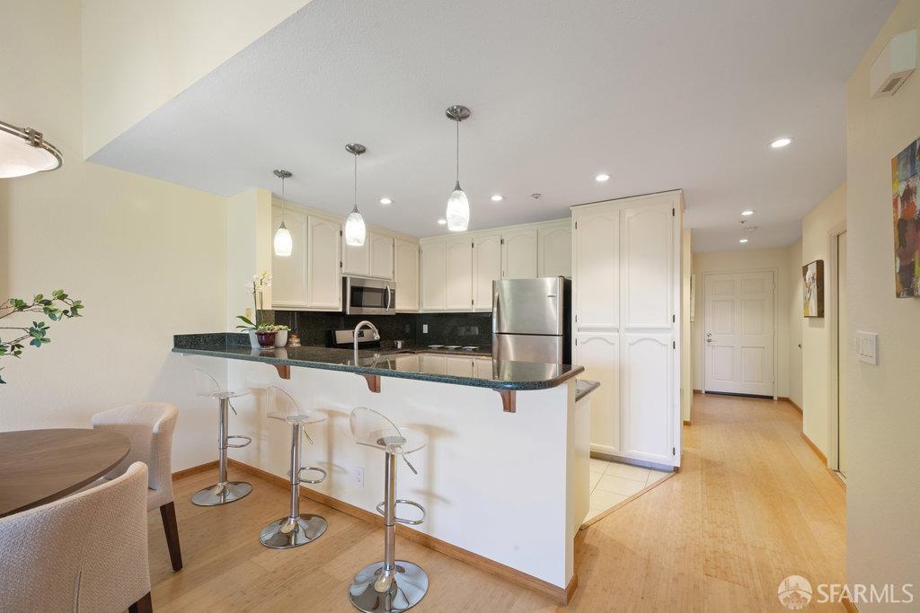 Photo #16: 425033151 Listing: Photo #16