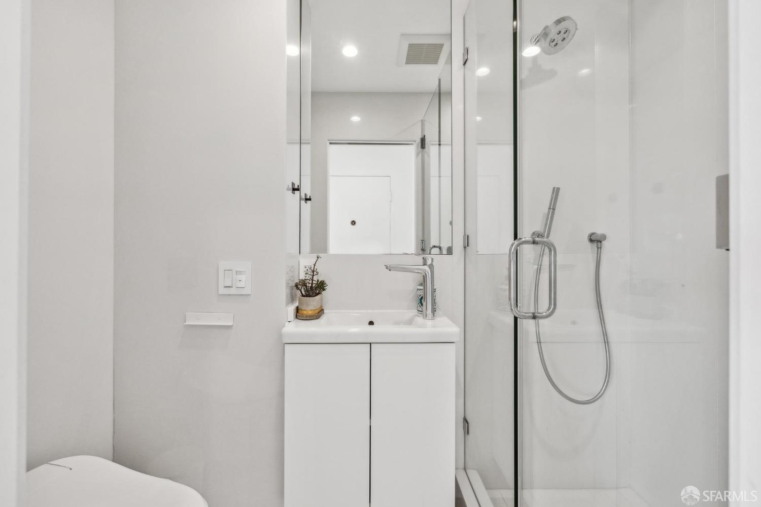 Photo #36: 425029325 Listing: Photo #36