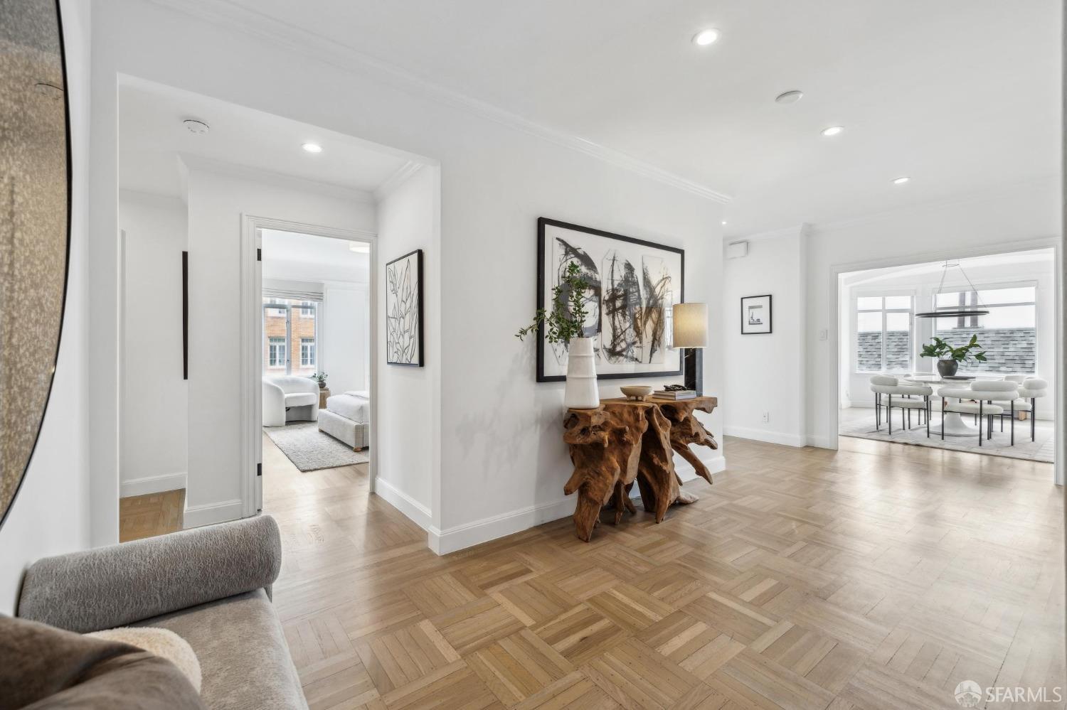 Photo #3: 425029120 Listing 