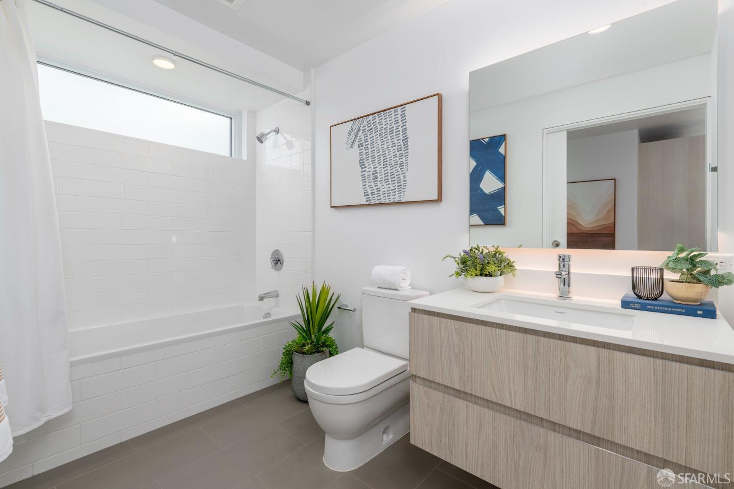 Photo #10: 425020735 Listing: Photo #10