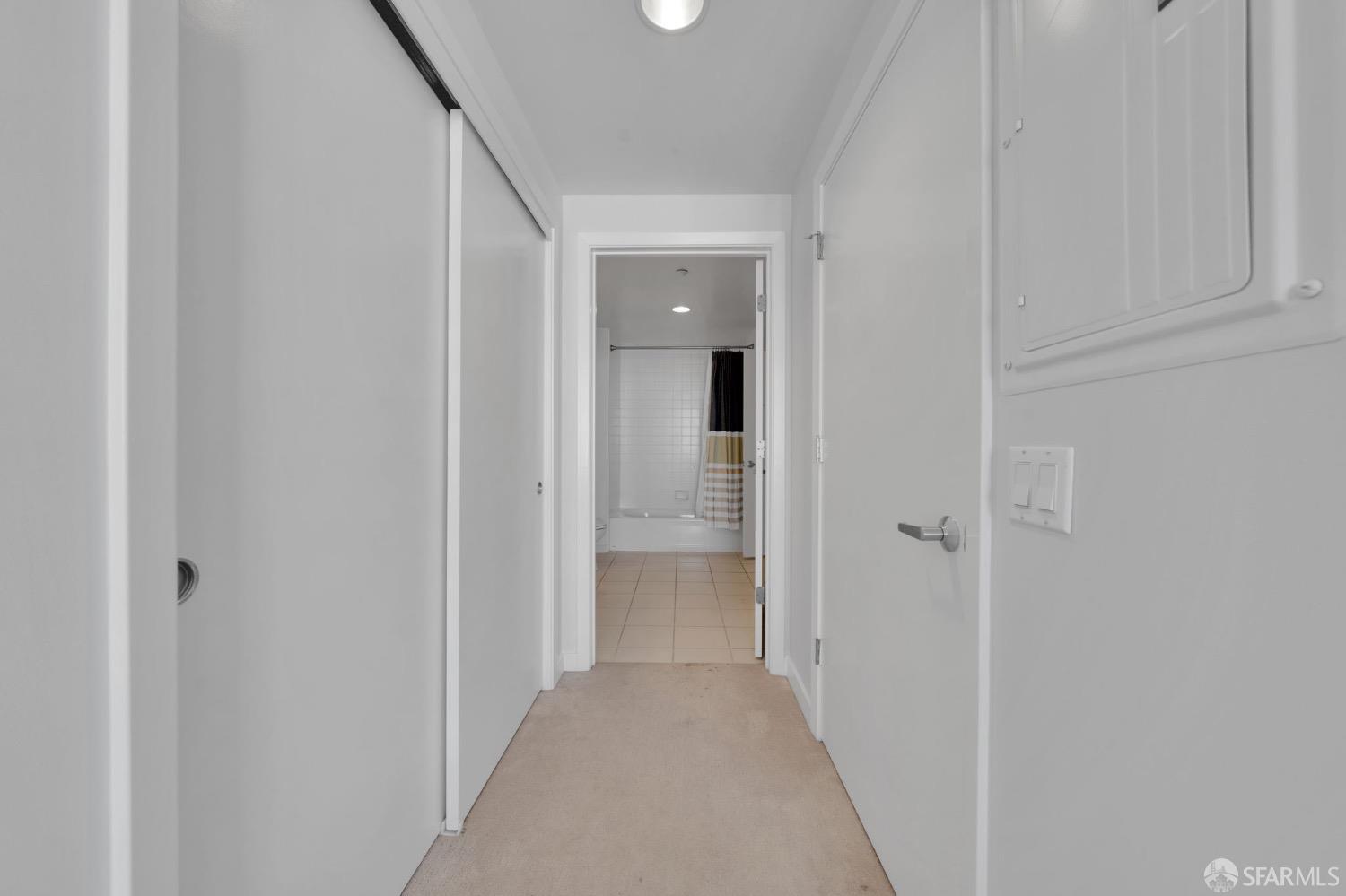 Photo #23: 425002967 Listing: Photo #23