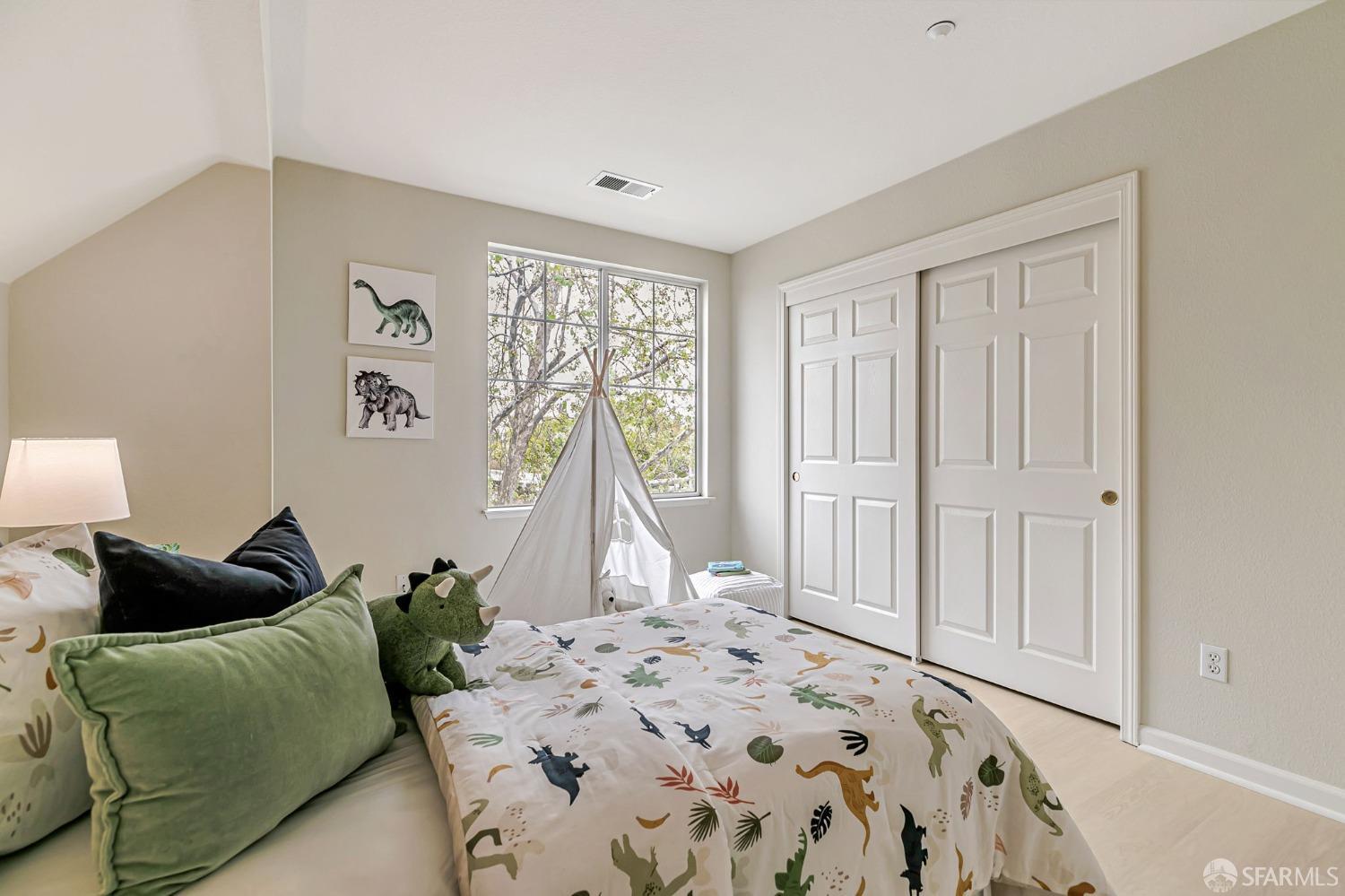 Detail Gallery Image 29 of 50 For 893 Rosemary Ter, Sunnyvale,  CA 94086 - 3 Beds | 3 Baths