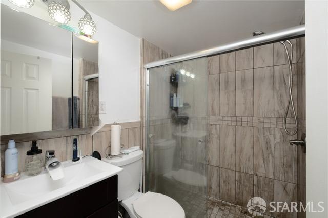 Detail Gallery Image 22 of 28 For Address Is Not Disclosed, San Francisco,  CA 94112 - 5 Beds | 3 Baths
