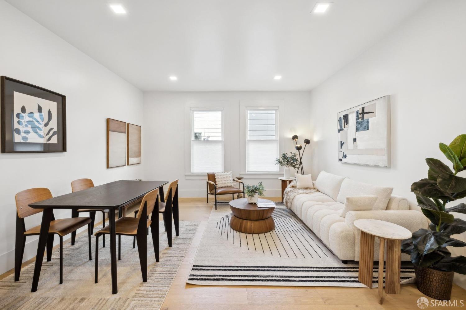 Photo #2: 425033758 Listing 