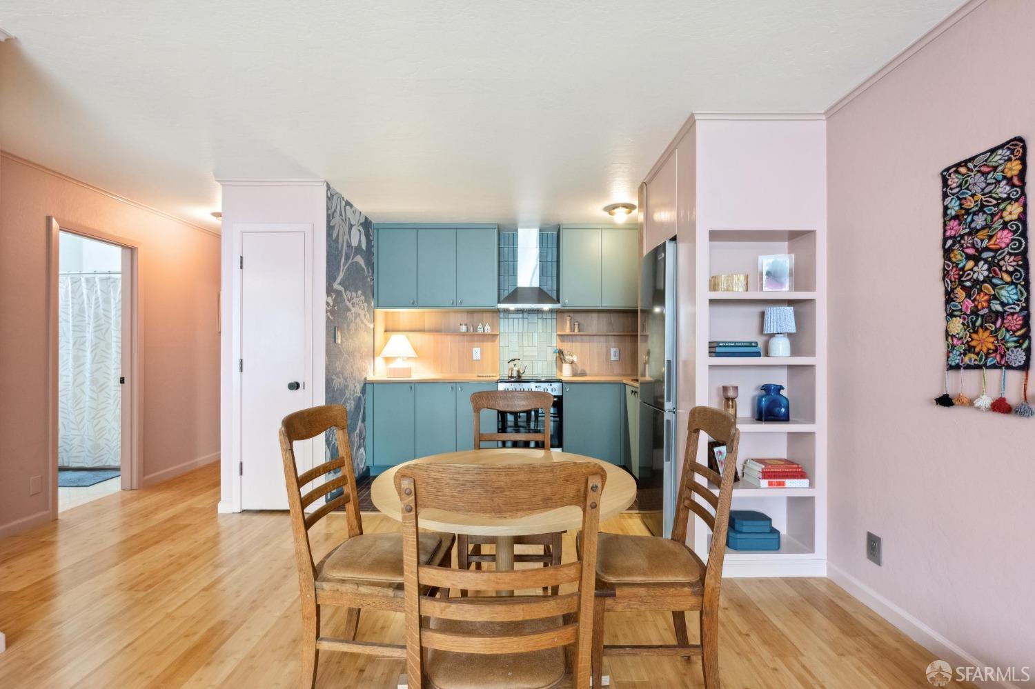 Photo #7: 425034358 Listing: Photo #7