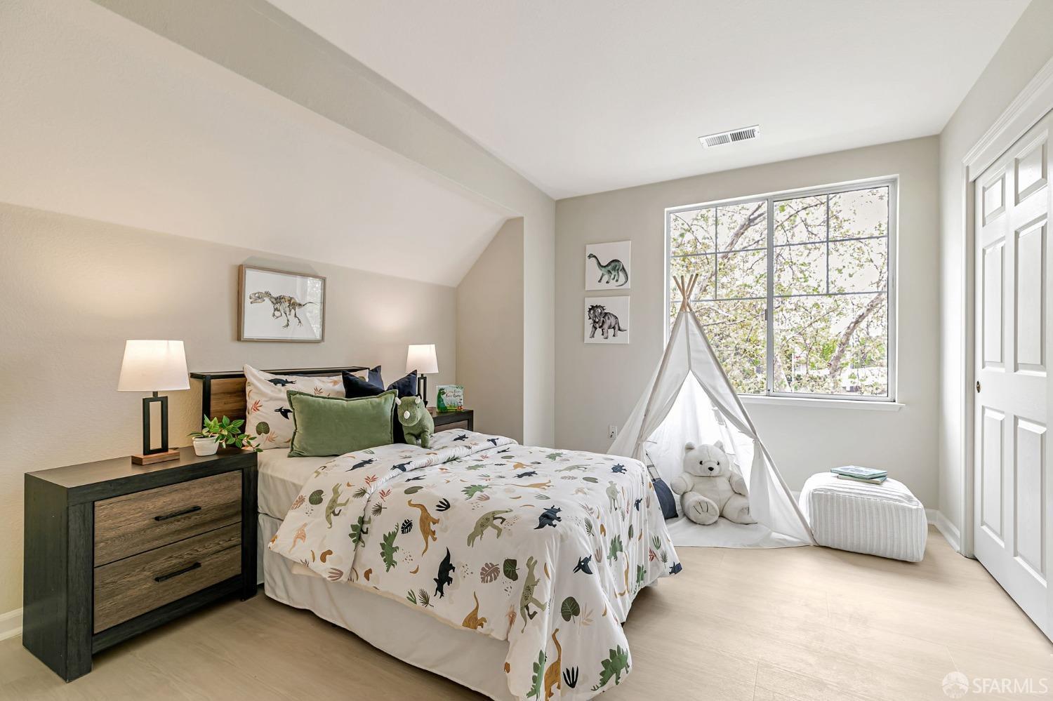 Detail Gallery Image 28 of 50 For 893 Rosemary Ter, Sunnyvale,  CA 94086 - 3 Beds | 3 Baths