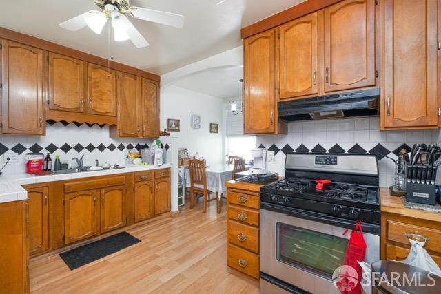 Detail Gallery Image 9 of 28 For Address Is Not Disclosed, San Francisco,  CA 94112 - 5 Beds | 3 Baths