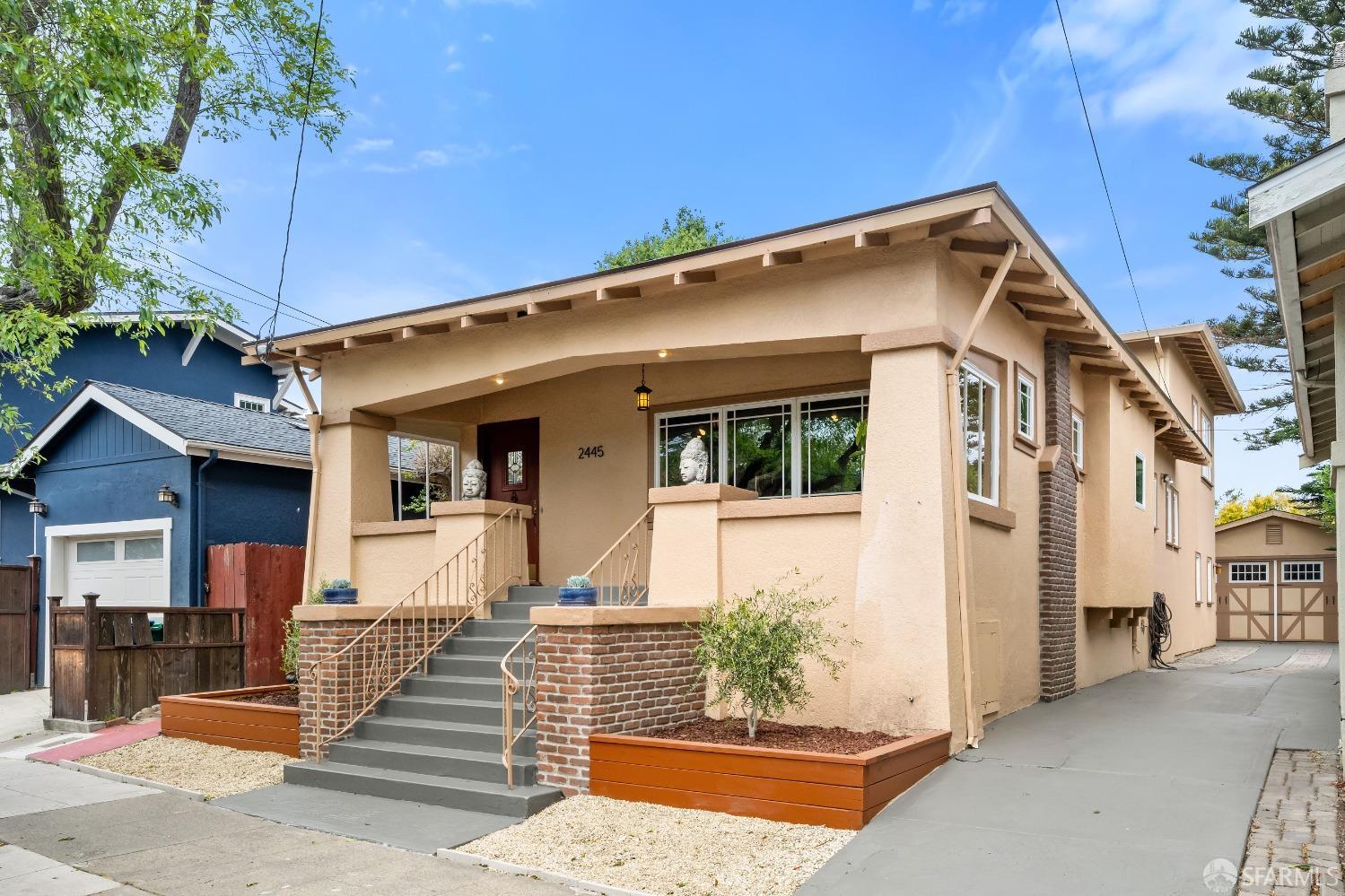 Detail Gallery Image 2 of 79 For 2445 Encinal Ave, Alameda,  CA 94501 - 3 Beds | 3 Baths