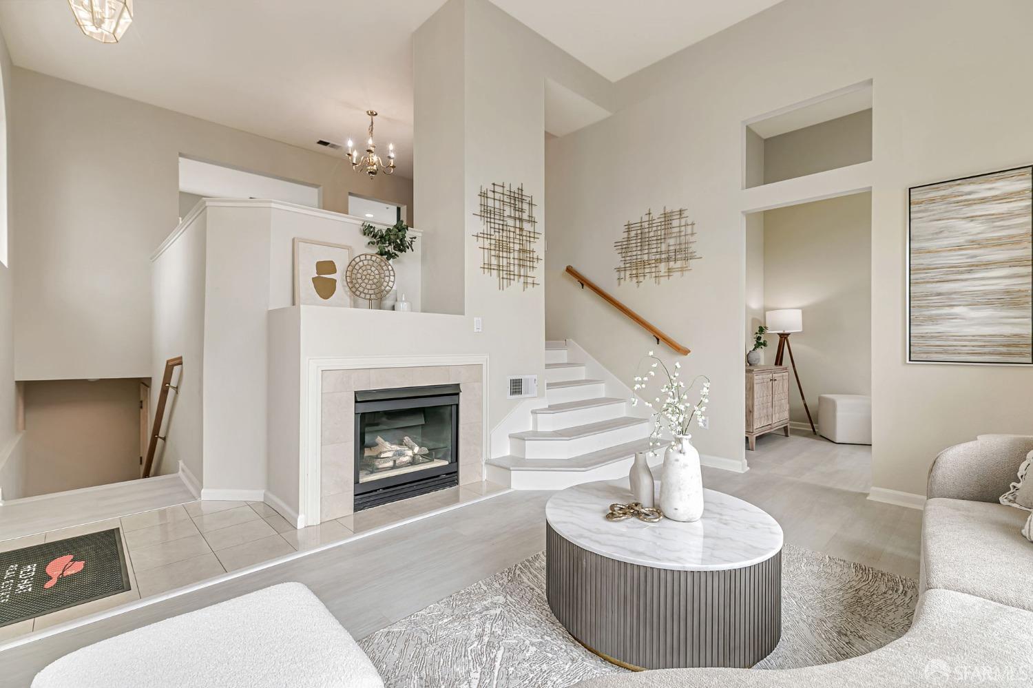 Detail Gallery Image 4 of 50 For 893 Rosemary Ter, Sunnyvale,  CA 94086 - 3 Beds | 3 Baths