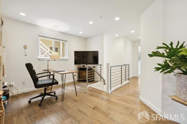 Photo #17: 425032621 Listing: Photo #17
