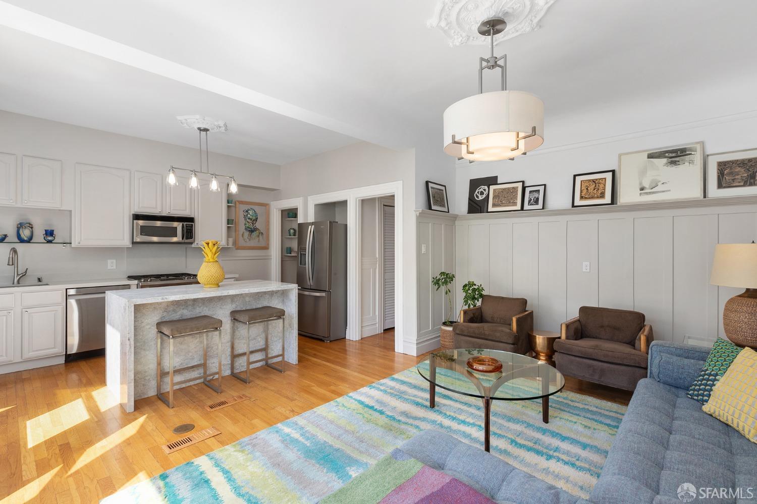 Photo #4: 425034659 Listing: Photo #4