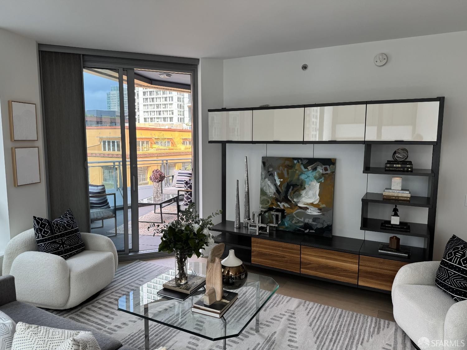 Photo #7: 425033224 Listing: Photo #7