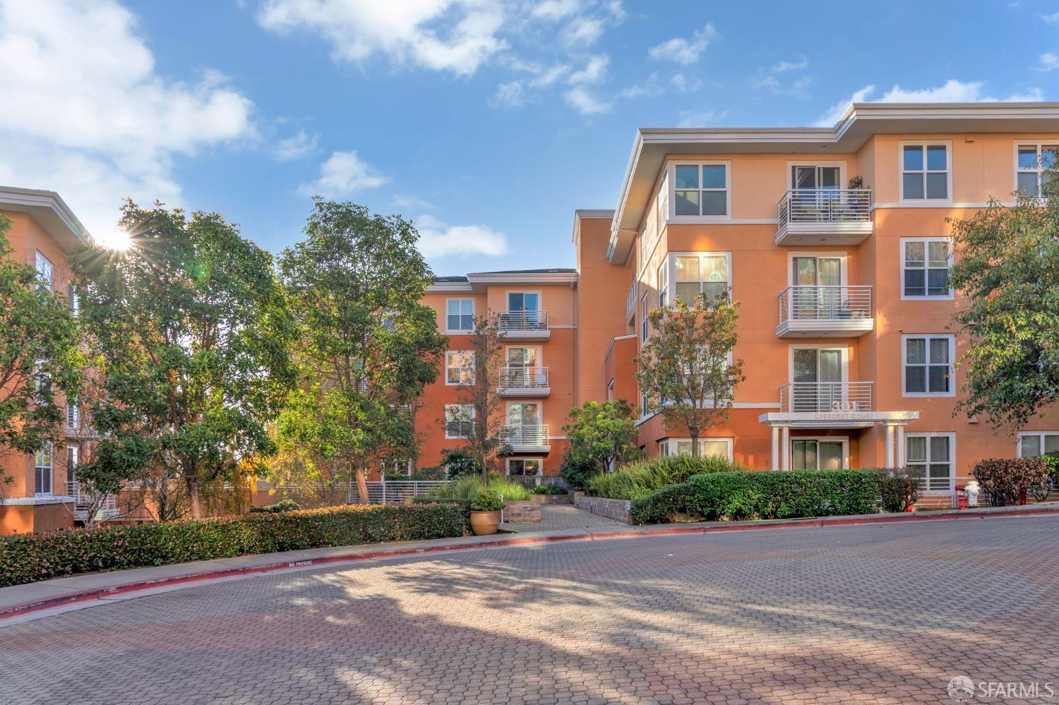 Photo #31: 422675373 Listing: Photo #31