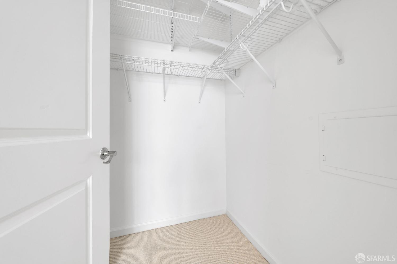 Photo #28: 422675373 Listing: Photo #28