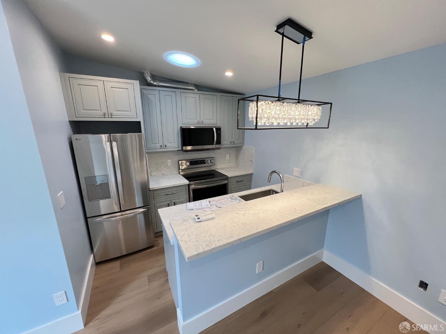 Detail Gallery Image 25 of 30 For 3037 Harrison St 3037a,  San Francisco,  CA 94110 - 0 Beds | 6 Baths