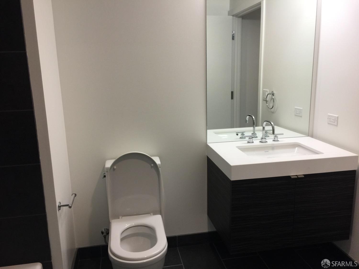Detail Gallery Image 9 of 10 For 1688 Pine St #E211,  San Francisco,  CA 94109 - 1 Beds | 1 Baths