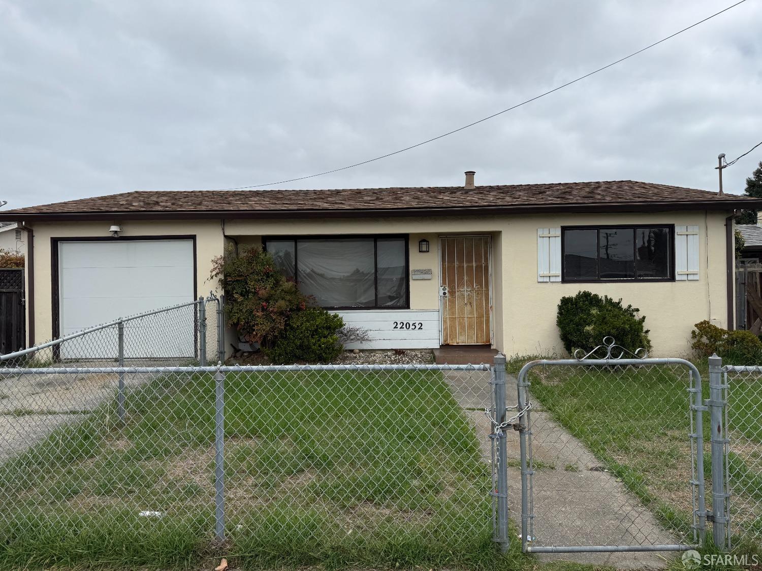 Detail Gallery Image 1 of 1 For 22052 Thelma St, Hayward,  CA 94541 - 3 Beds | 1 Baths