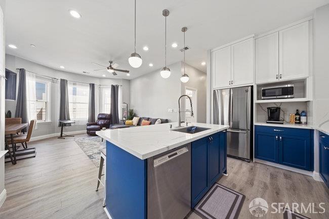 Detail Gallery Image 5 of 10 For 3000 26th St, San Francisco,  CA 94110 - 2 Beds | 2 Baths
