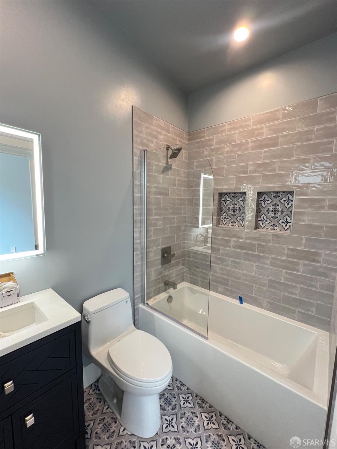 Detail Gallery Image 18 of 30 For 3037 Harrison St 3037a,  San Francisco,  CA 94110 - 0 Beds | 6 Baths