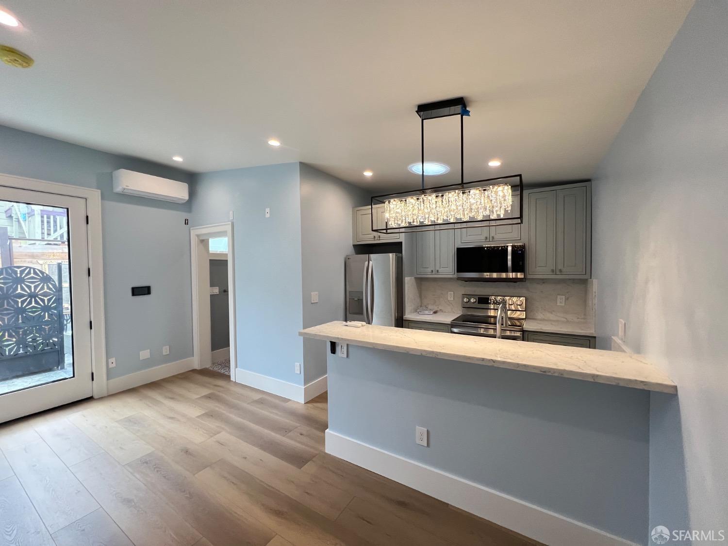 Detail Gallery Image 28 of 30 For 3037 Harrison St 3037a,  San Francisco,  CA 94110 - 0 Beds | 6 Baths